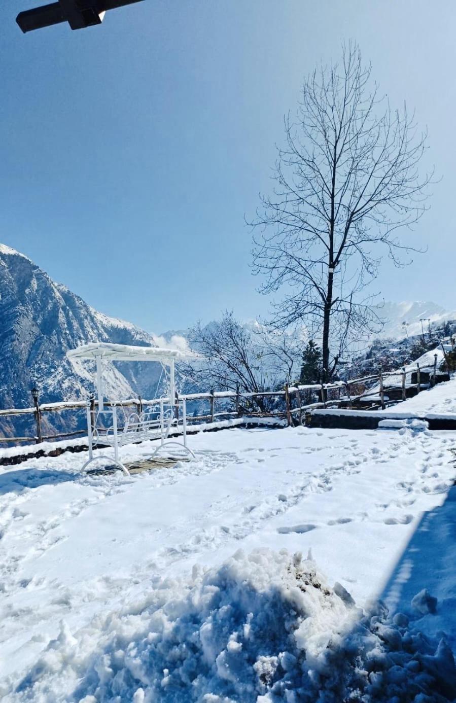 Faraway Cottages, Auli Joshīmath Buitenkant foto