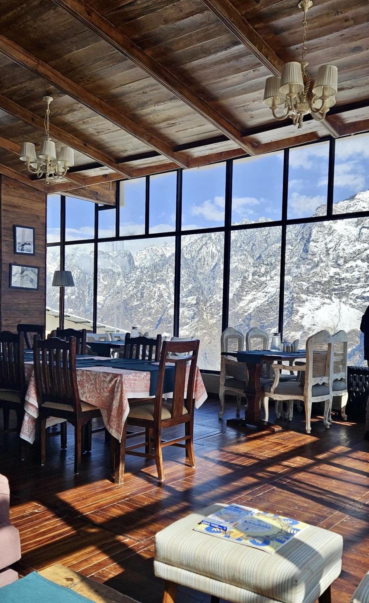 Faraway Cottages, Auli Joshīmath Buitenkant foto