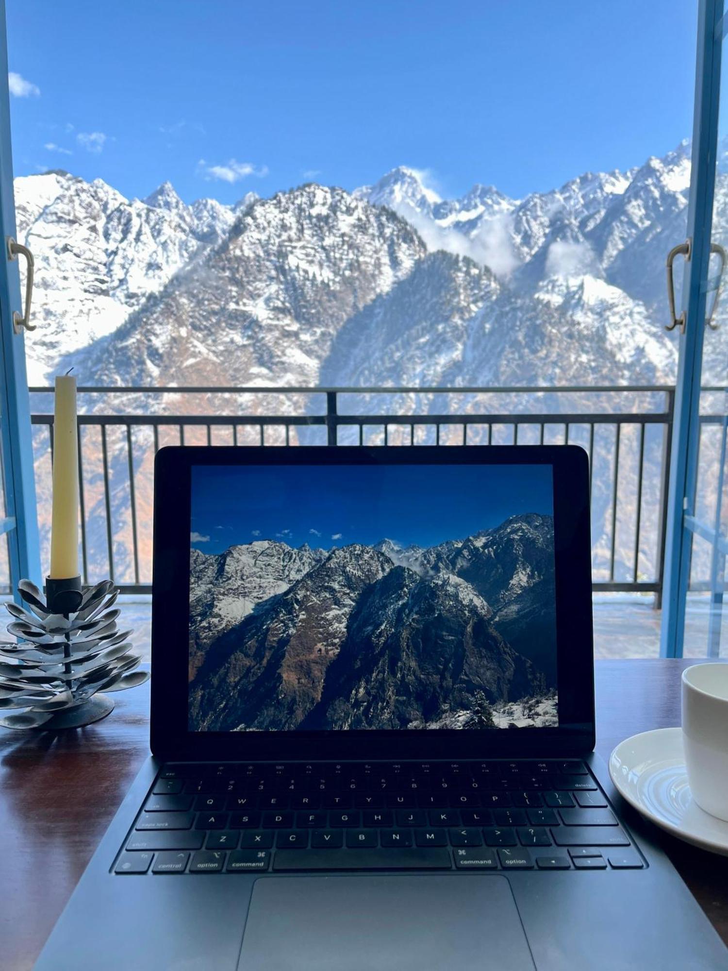 Faraway Cottages, Auli Joshīmath Buitenkant foto