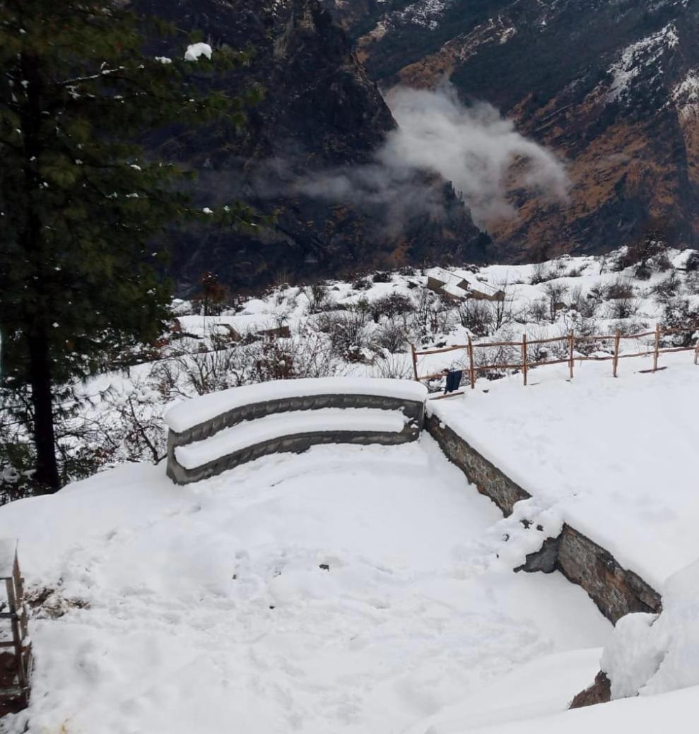 Faraway Cottages, Auli Joshīmath Buitenkant foto